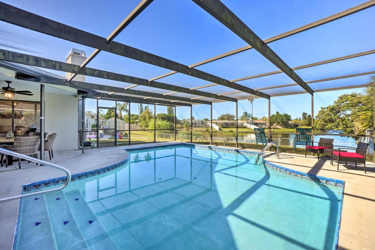 Waterfront Port Richey House With Heated Pool! Villa Exteriör bild