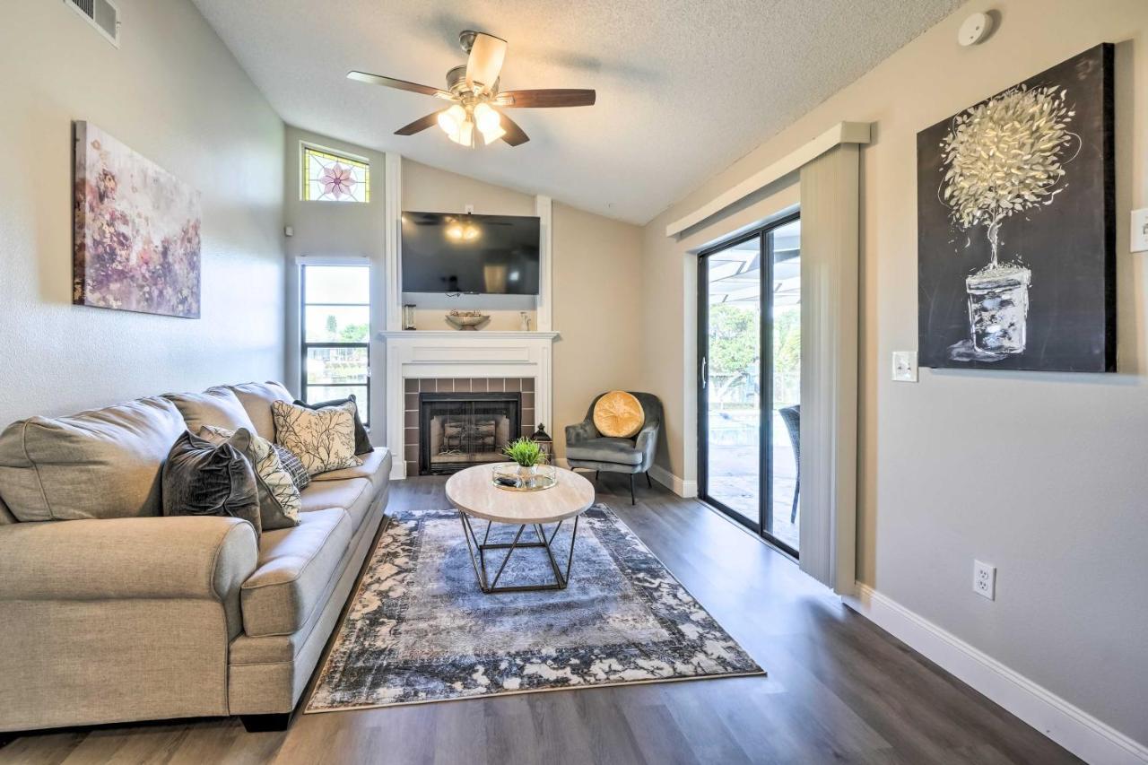 Waterfront Port Richey House With Heated Pool! Villa Exteriör bild
