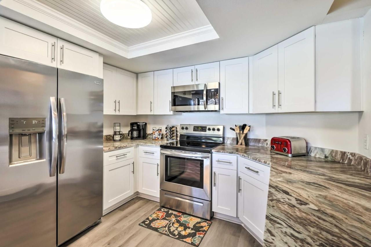 Waterfront Port Richey House With Heated Pool! Villa Exteriör bild