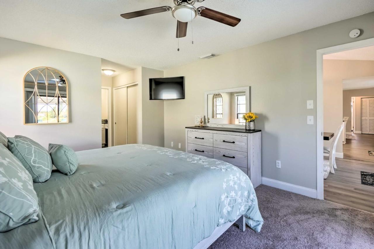 Waterfront Port Richey House With Heated Pool! Villa Exteriör bild