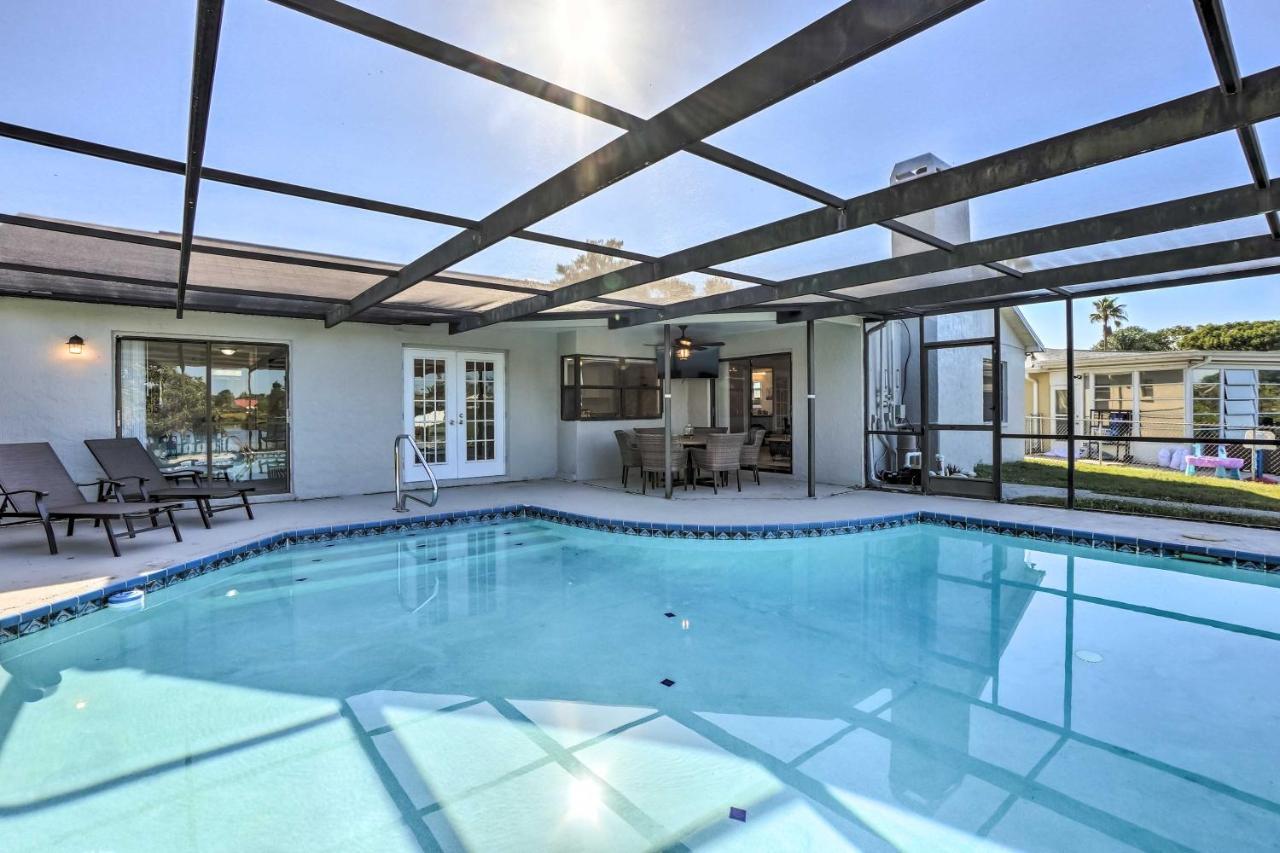Waterfront Port Richey House With Heated Pool! Villa Exteriör bild
