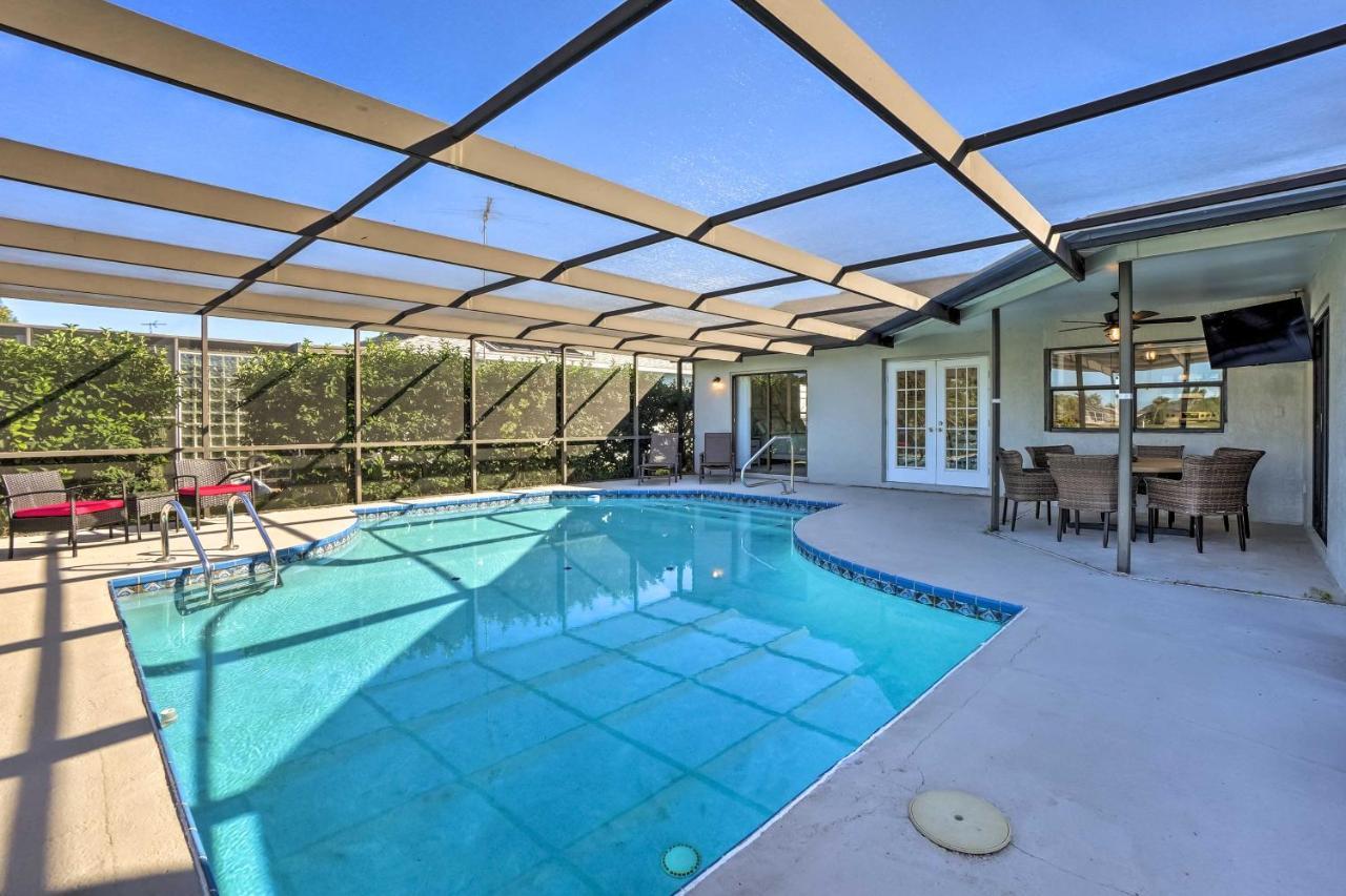 Waterfront Port Richey House With Heated Pool! Villa Exteriör bild